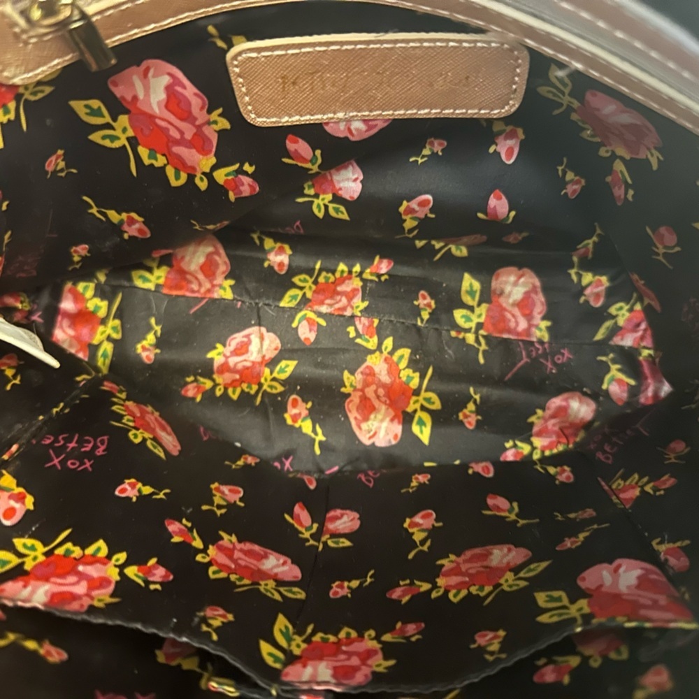 Betsey Johnson XOX Pink with Roses Satchel - Picture 11 of 12